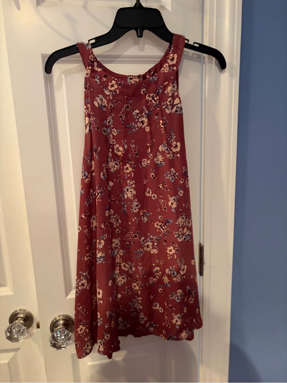 Tempted Women’s Rose Floral Sleeveless Blouse